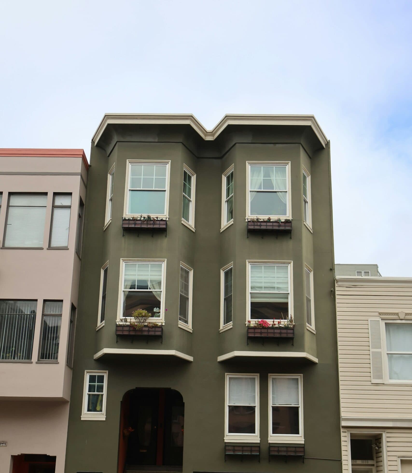 how-to-make-a-narrow-san-francisco-home-feel-wider